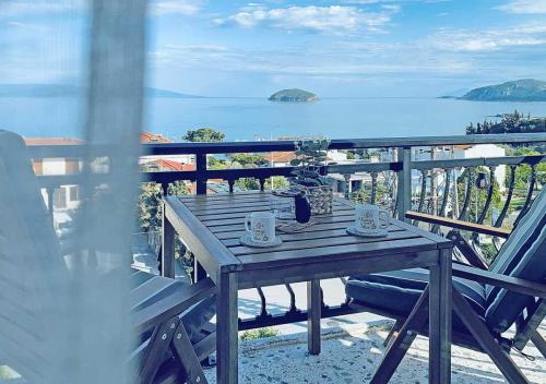 balcony-9209_a-1280x900