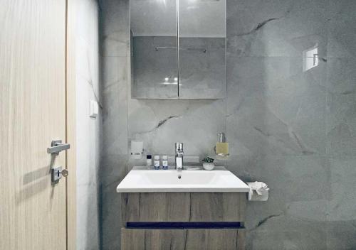 bathroom-0273_a-1280x900