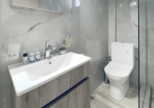 bathroom-0325_a-1280x900