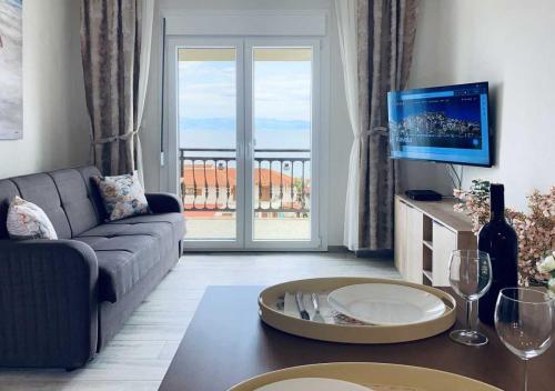 dining-room-8602_a-1280x900