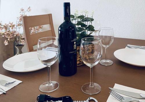 dining-room-8873_a-1280x900