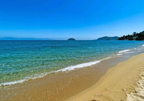 beach-0557-b-1280x900